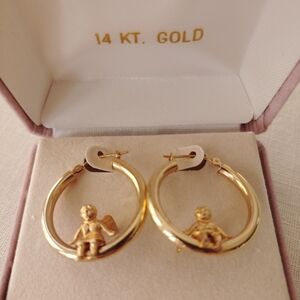 VGUC 14k Yellow Gold Vintage Estate Cherub Angel Hoop Earrings 1"